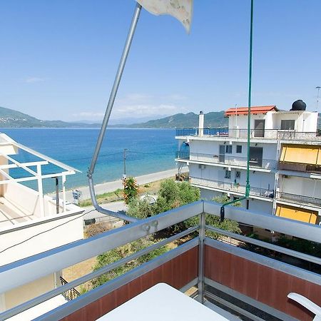 Valkaniotis Apartments 루트라 에디프수 외부 사진