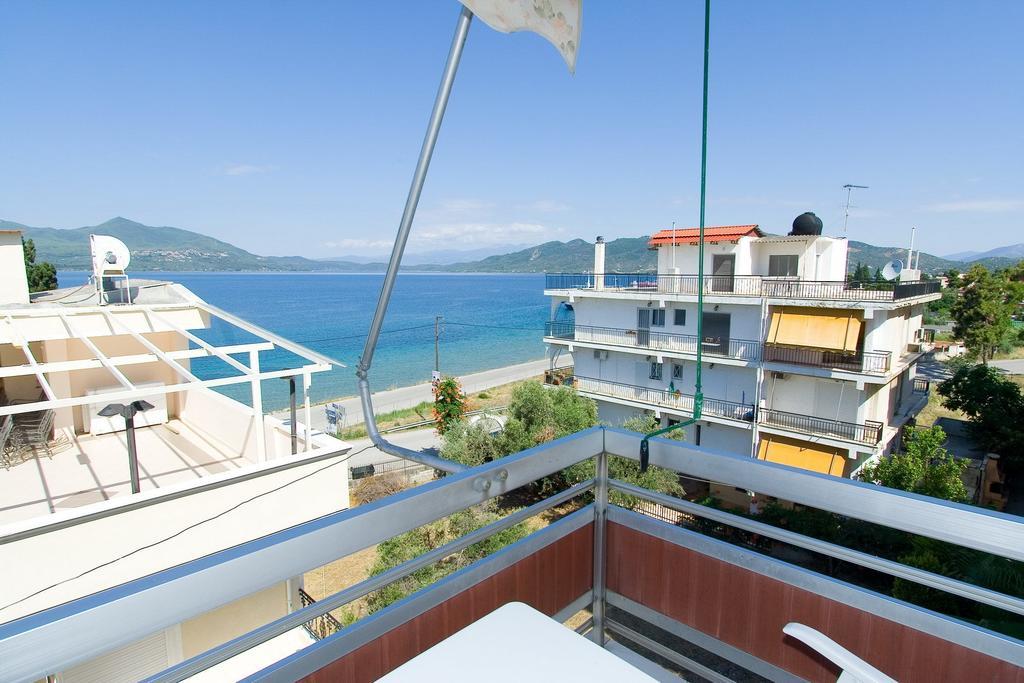Valkaniotis Apartments 루트라 에디프수 외부 사진