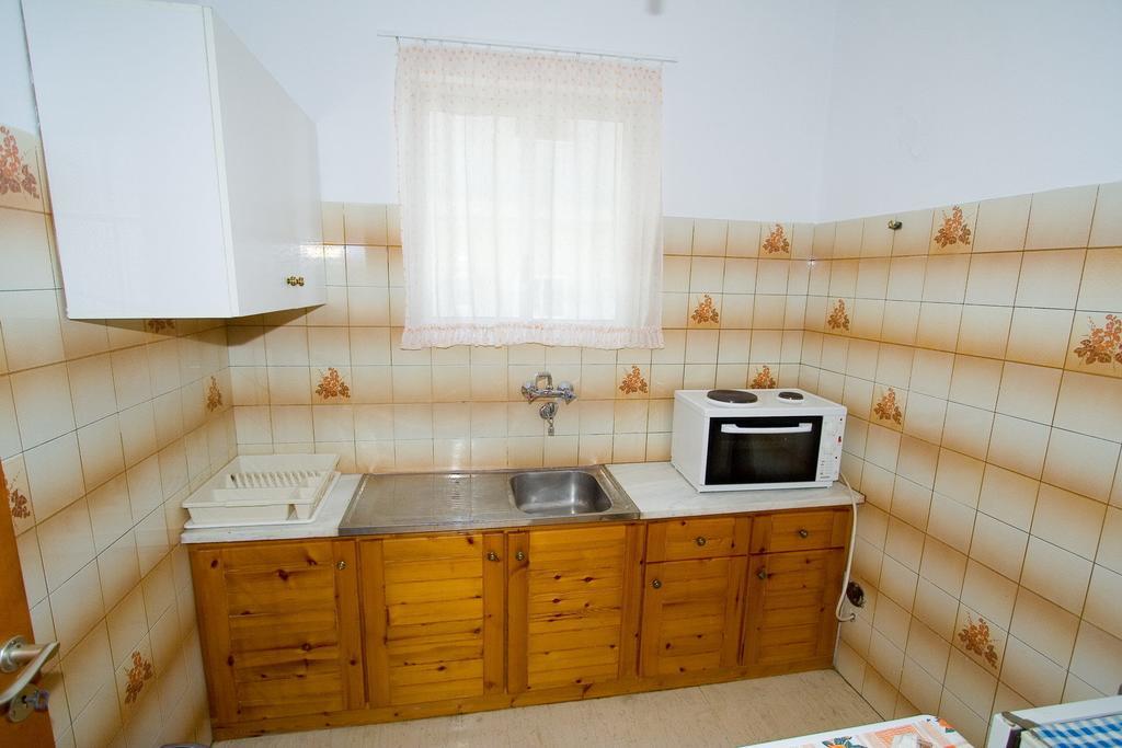 Valkaniotis Apartments 루트라 에디프수 외부 사진