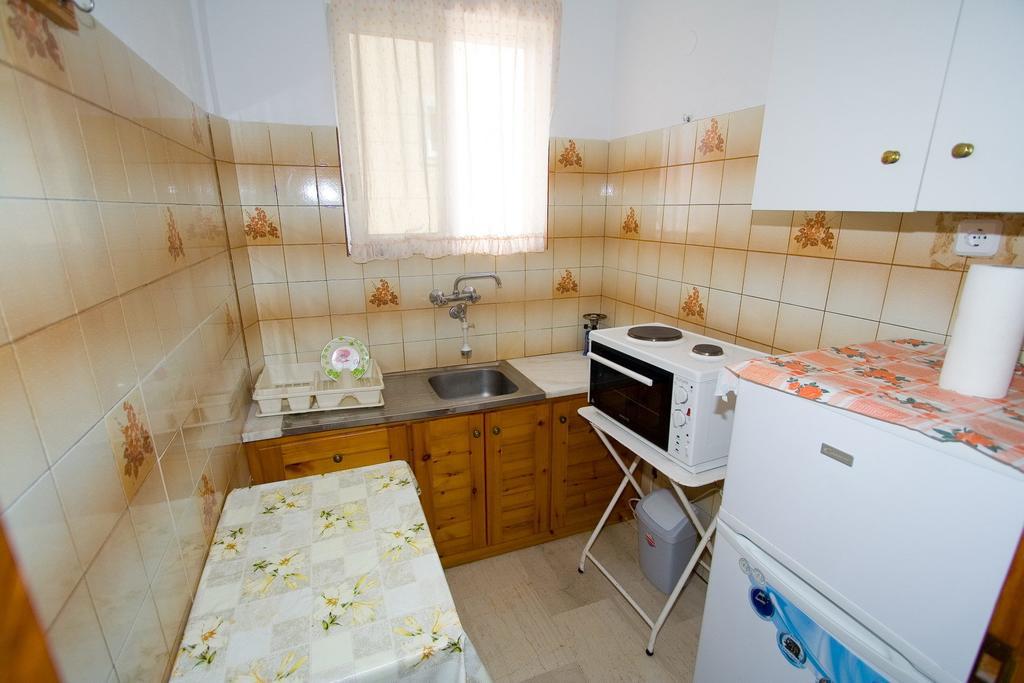 Valkaniotis Apartments 루트라 에디프수 외부 사진