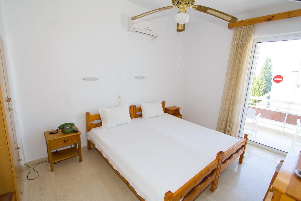 Valkaniotis Apartments 루트라 에디프수 외부 사진